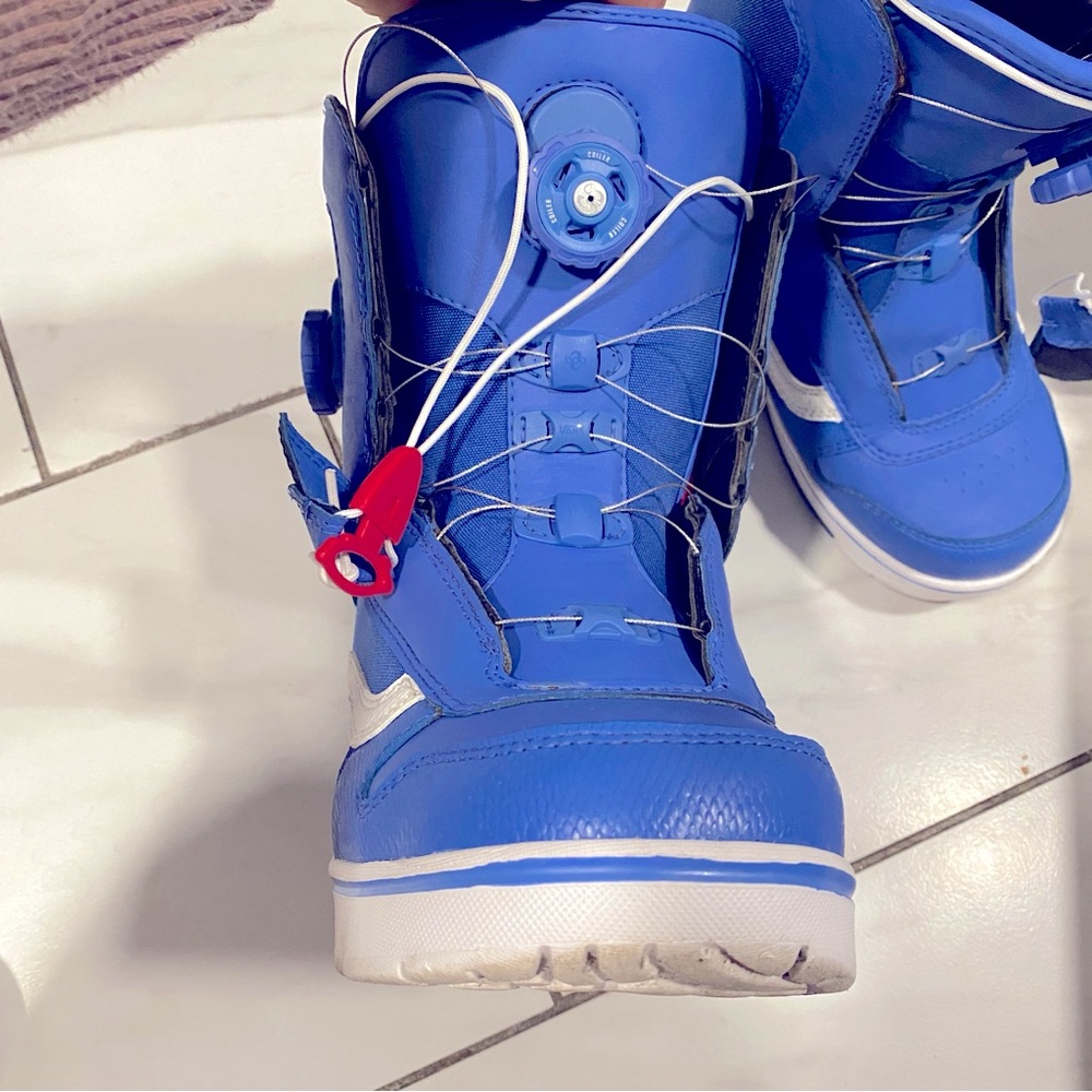 Vans snowboard boots. Women Sz9 - Picture 5 of 15